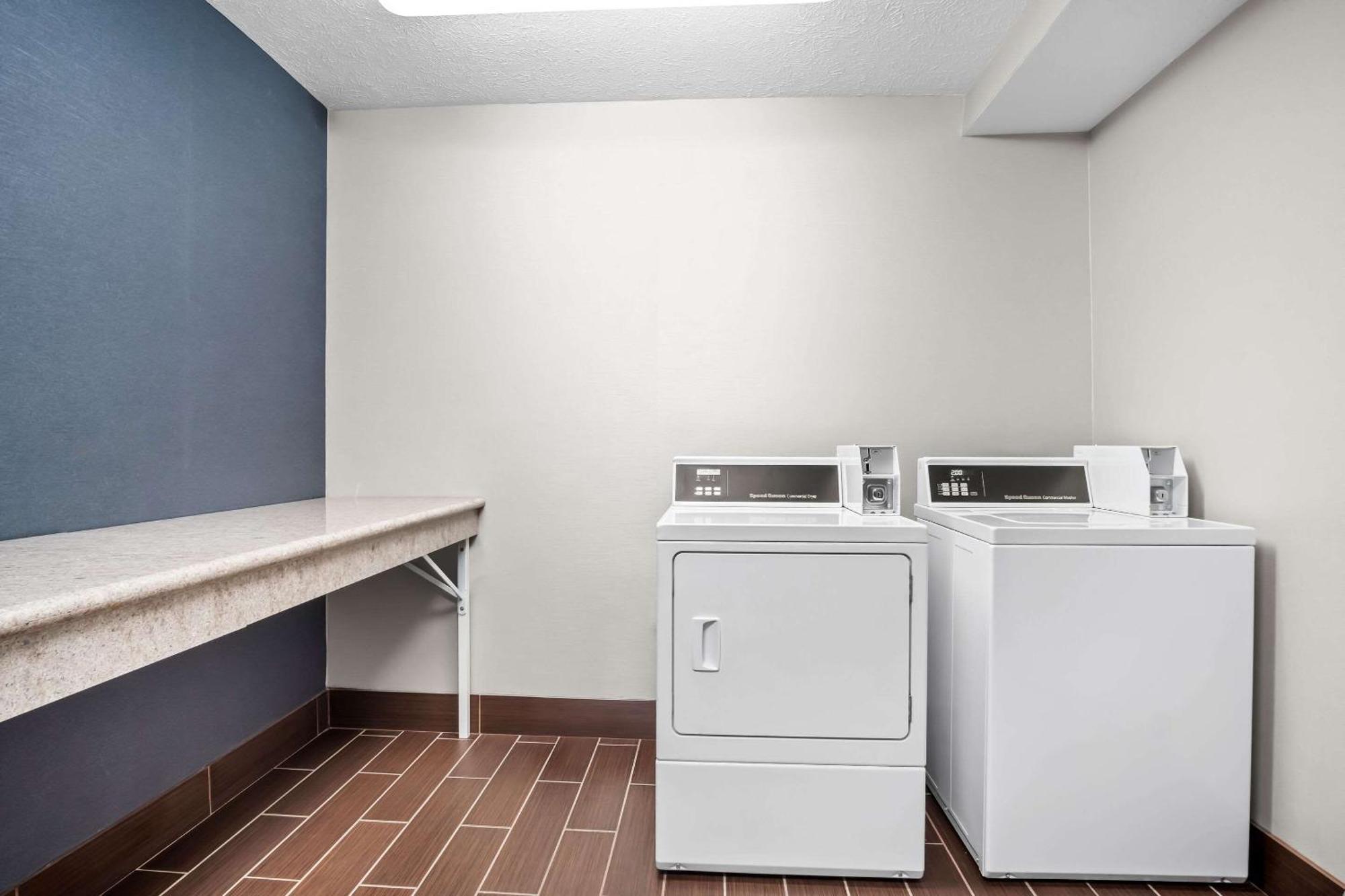 Comfort Inn Cadillac Ngoại thất bức ảnh